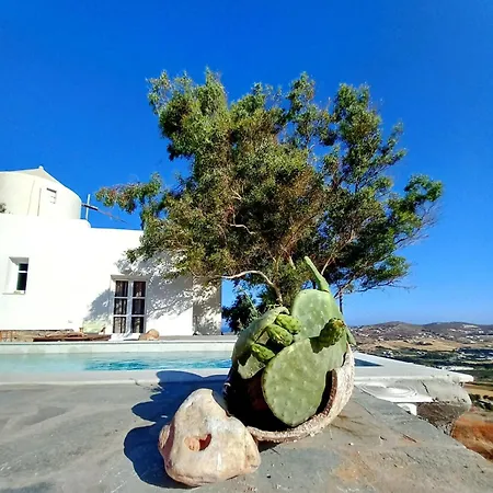 펜션 Red Rocks Páros